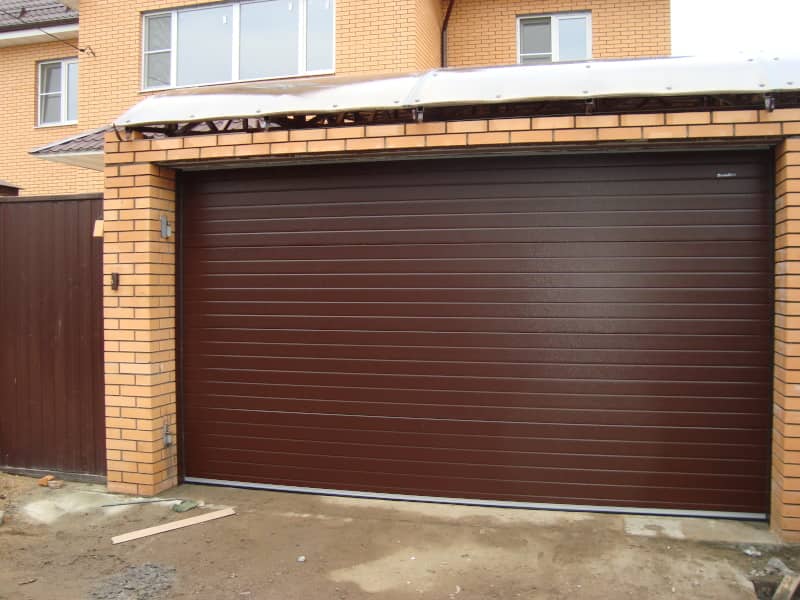 Секционные ворота DoorHan в Канске с установкой