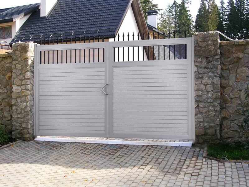 Уличные ворота DoorHan в Канске с установкой